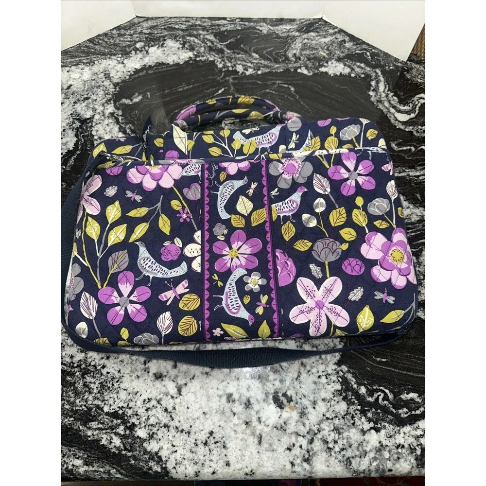Vera Bradley Floral Nightingale Quilted Laptop Portfolio Hard Shell Bag 17”